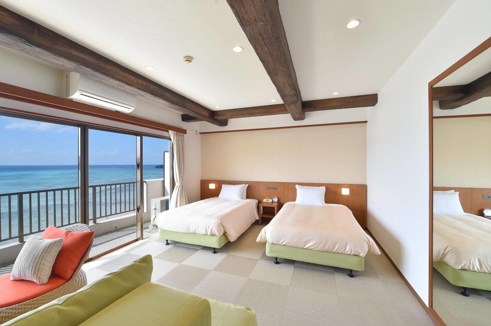 Ishigaki Seaside Hotel Экстерьер фото